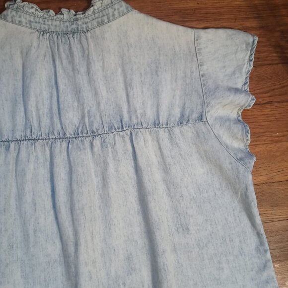 RAILS ruthie button down shirt in light acid wash (S) - Picture 13 of 15